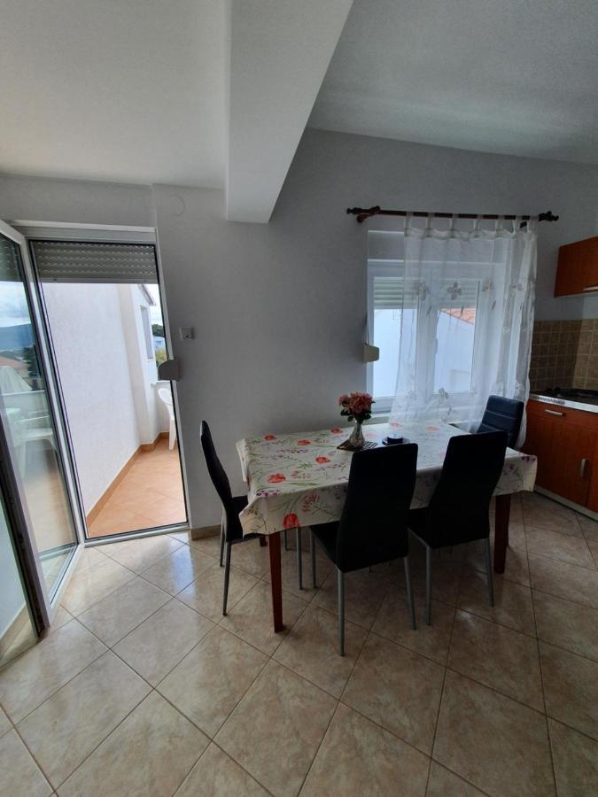 Apartments & Rooms Krk Krk Island Екстериор снимка